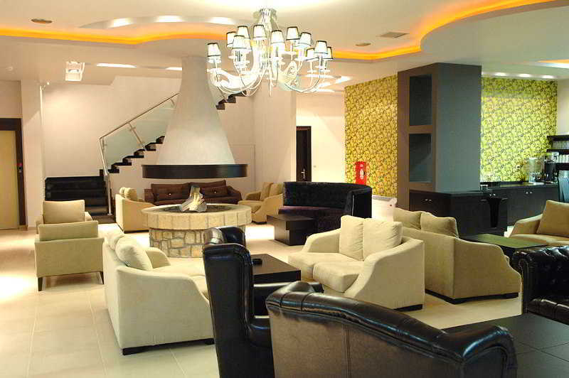 Nymfes Hotel Káto Loutrákion 외부 사진