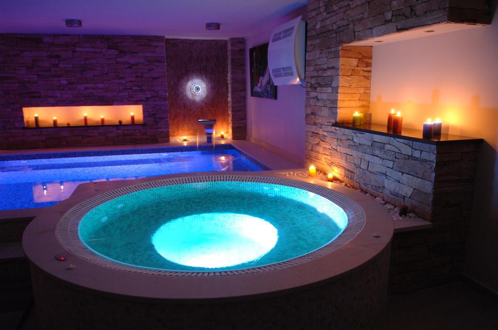 Nymfes Hotel Káto Loutrákion 외부 사진