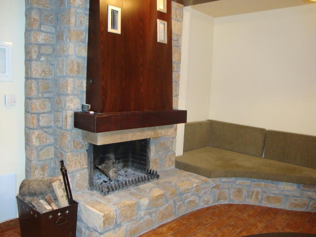 Nymfes Hotel Káto Loutrákion 객실 사진