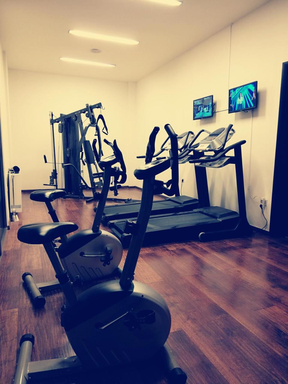 Nymfes Hotel Káto Loutrákion 외부 사진